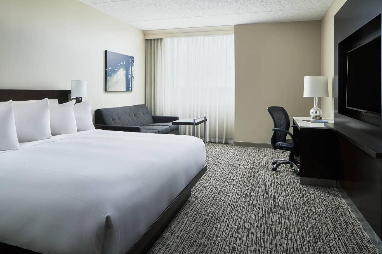 Pittsburgh Marriott North 4*