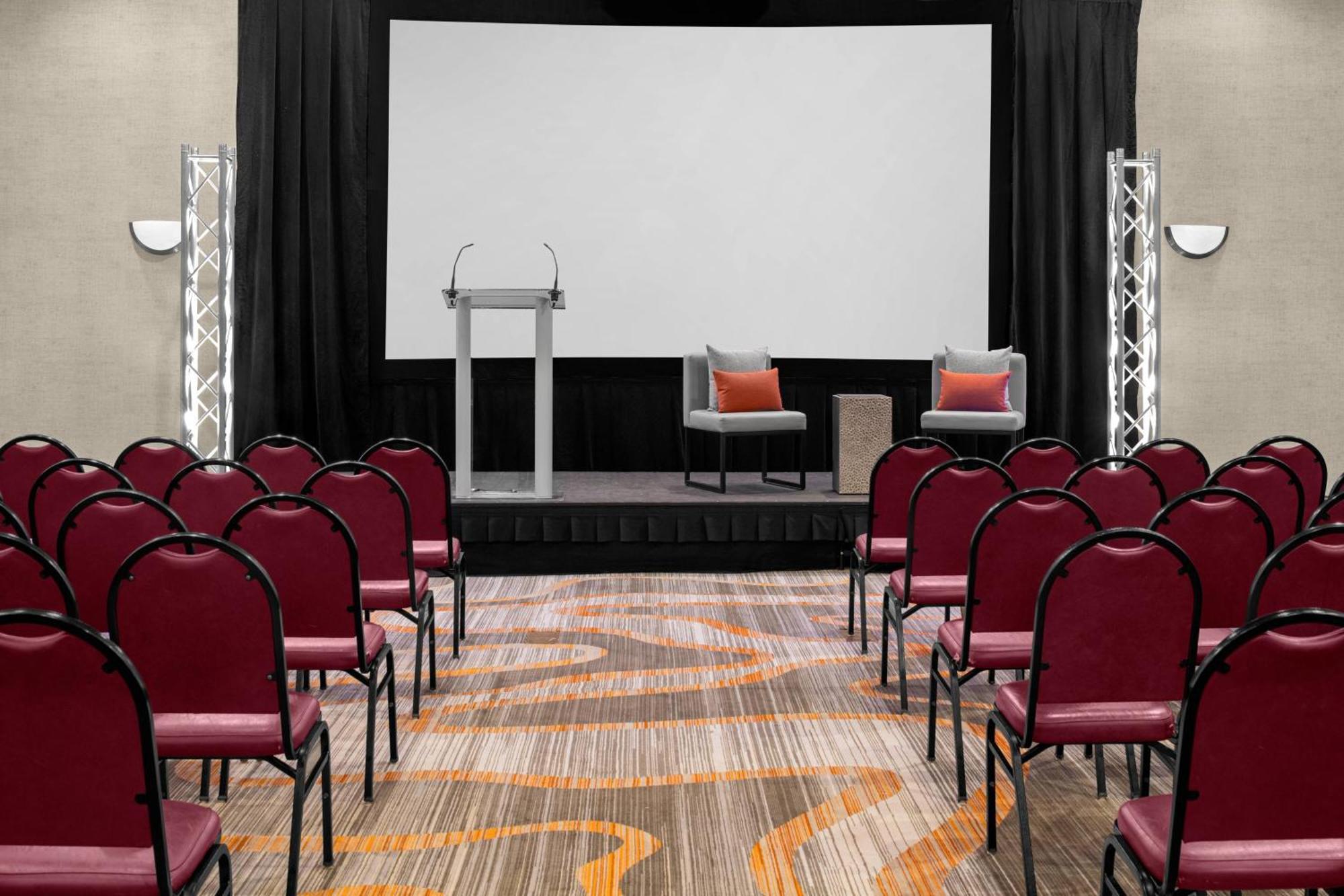 Pittsburgh Marriott North Hotel 4*