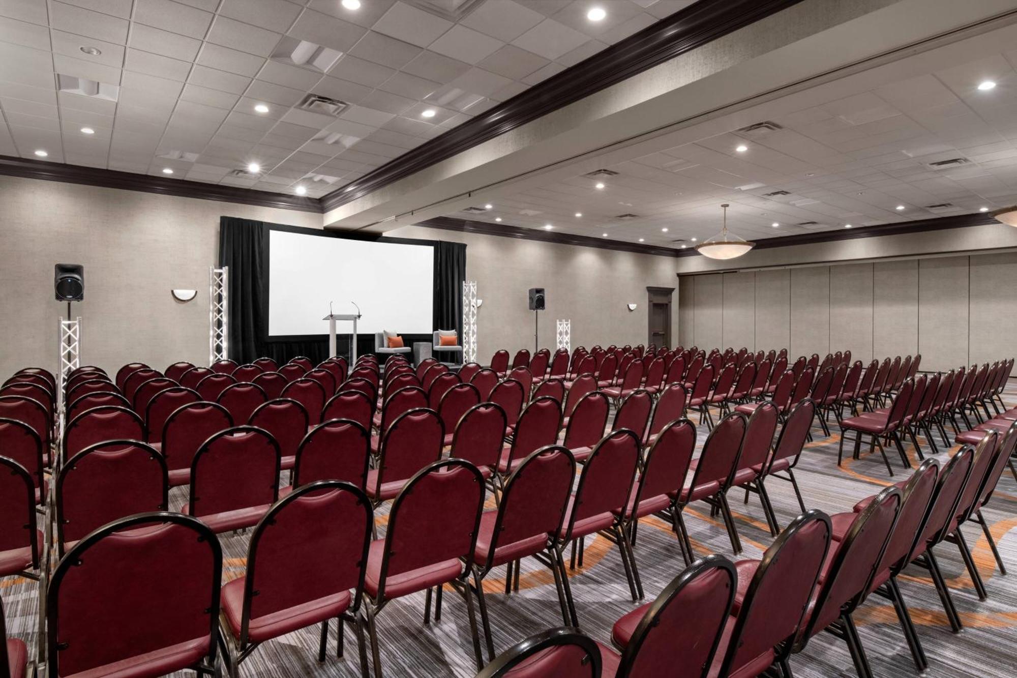 Hotel Pittsburgh Marriott North 4*